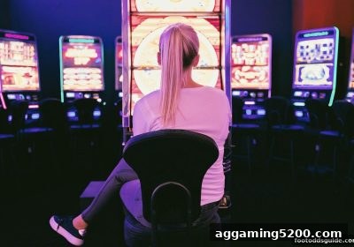 外围足球赔率下的免费旋转魅力：新疆时时彩主题游戏玩法全解